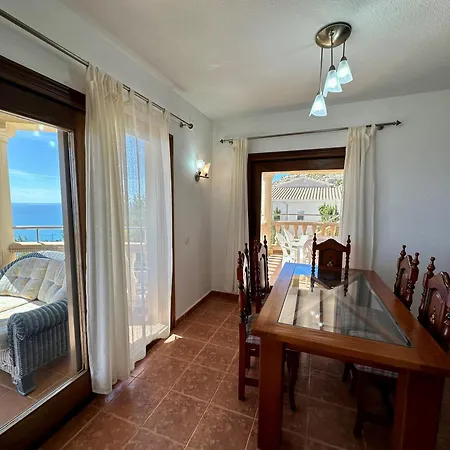 فيلة Karina بينيتاشيل